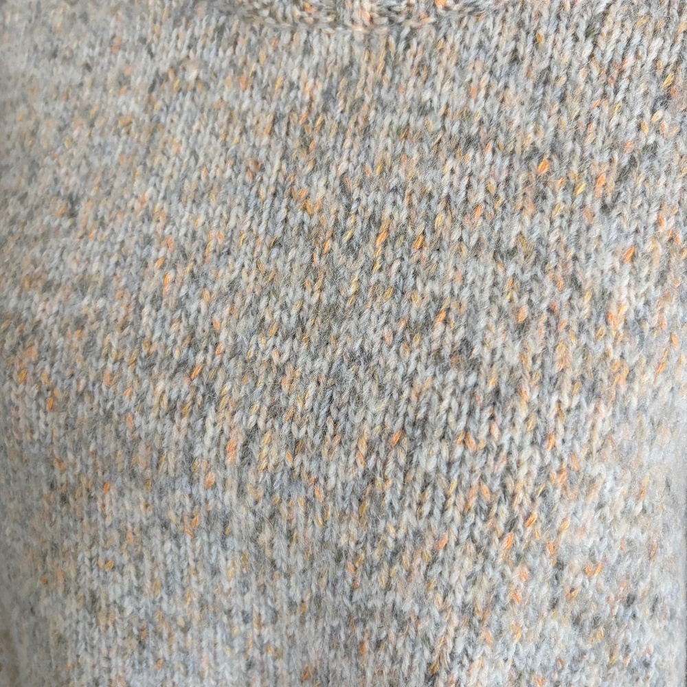 NWT J Crew Relaxed crewneck pullover - Picture 5 of 5